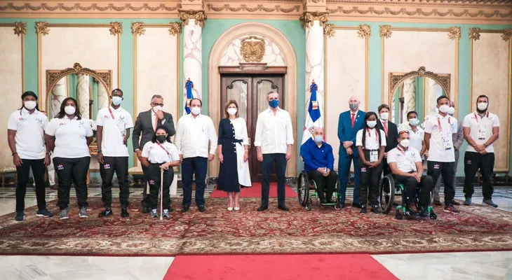 Presidente Abinader recibe delegación paralímpica que representó al país en Olimpíadas de Tokio