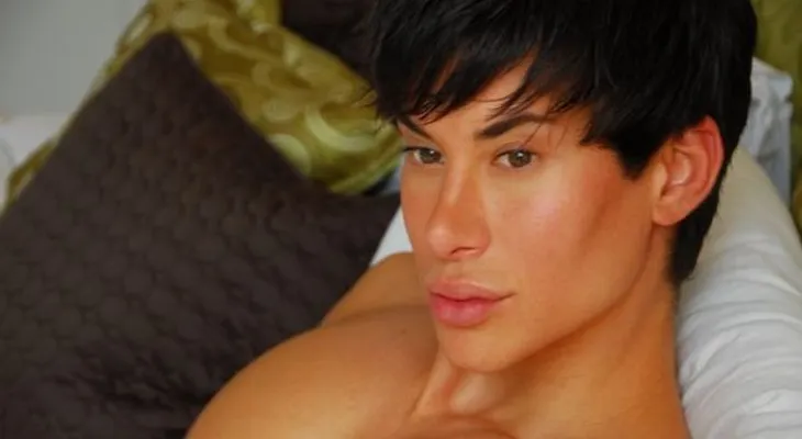 Ken humano": Se hace 90 cirugías para ser el novio de Barbie