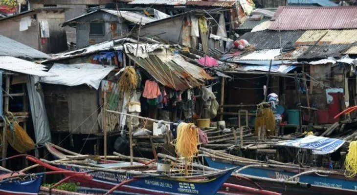 Tifón deja más de 100 muertos en Filipinas