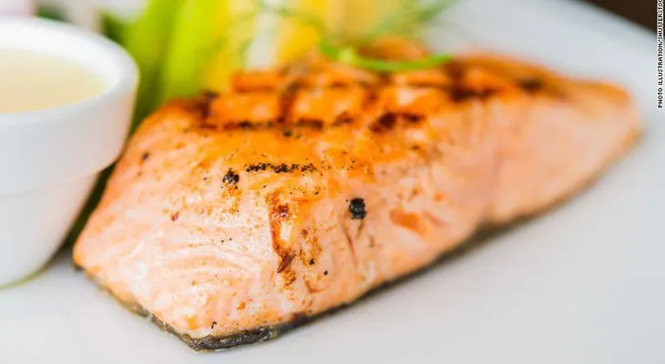 La dieta mediterránea ayuda a cuidar la salud de los huesos, dice un estudio