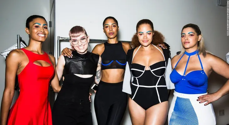 Dinero, fama y raza: la industria del modelaje al desnudo  
