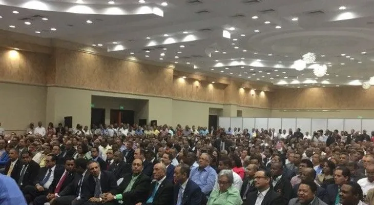 Miembros Comité Central reclaman al CP escuchar clamor popular por la reelección