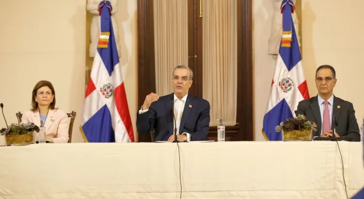 Gobierno dispone elevar cobertura de uno a dos millones de pesos para afiliados de SeNaSa en enfermedades catastróficas