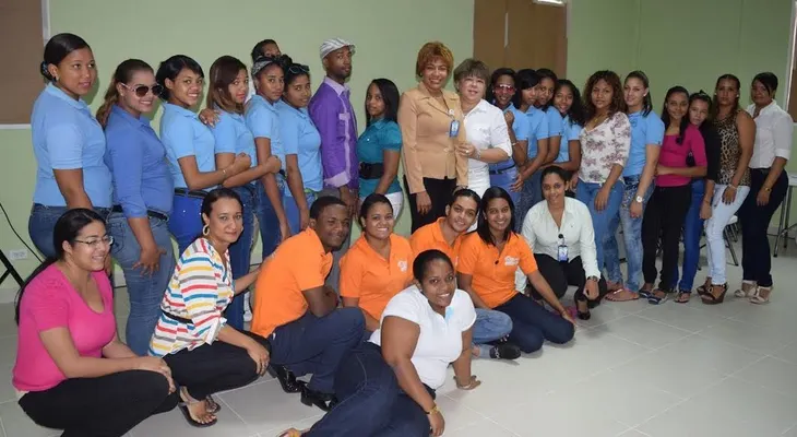 Ministerio de Juventud inicia proyecto de concientización adolecentes con relación a embarazos