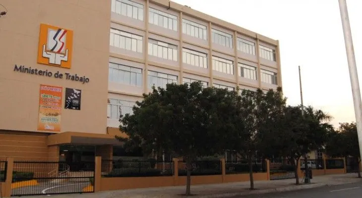 Ministerio de Trabajo recuerda que este martes no se labora