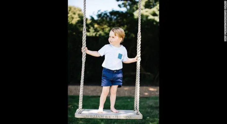 Publican nuevas fotos del príncipe Jorge en su tercer cumpleaños