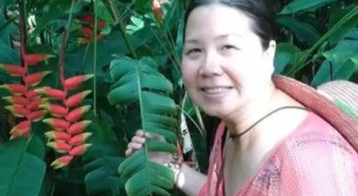 China confirma detención de ciudadana de EEUU
