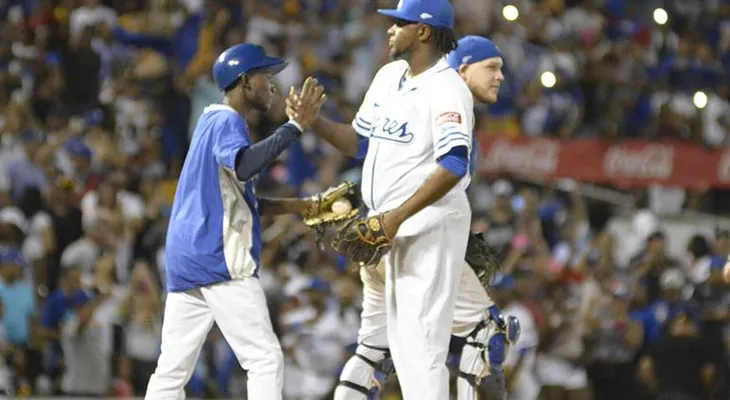 Licey se impone sobre las Aguilas 1-0 