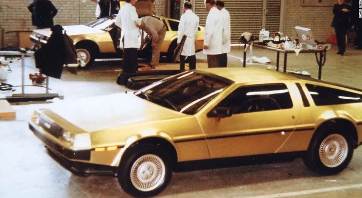 La historia detrás del DMC-12 DeLorean, el auto para viajar con estilo a través del tiempo