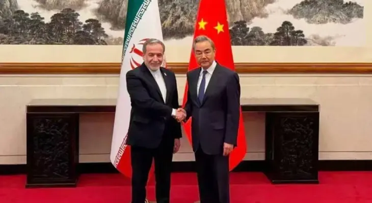 China pide a Irán y EE.UU. retomar el acuerdo de paz y reabrir el estrecho de Ormuz