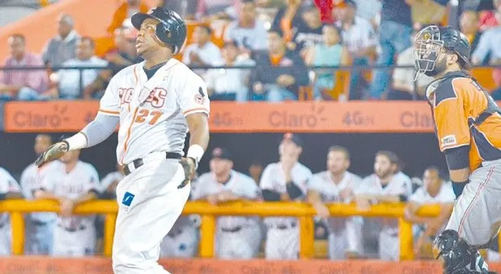 Franco, a llevar su juego alegre  a entrenamientos de los Filis
