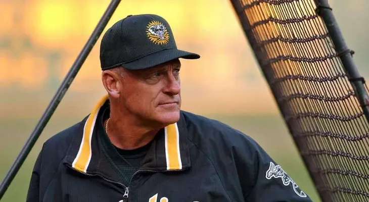 El exdirigente de Grandes Ligas, Art Howe, en estado grave por coronavirus