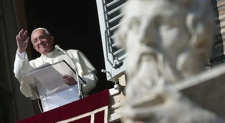 El Papa pide a los fieles una oración en silencio por los inmigrantes muertos