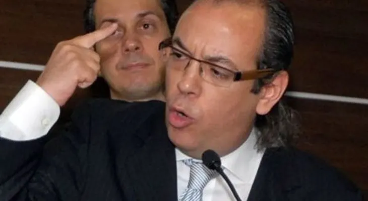 Ve innecesario la formación de otro partido.