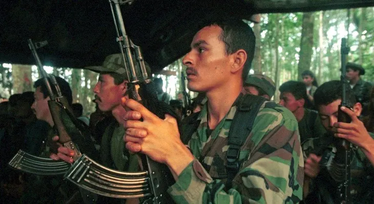 ?Timochenko? ordenó a guerrilleros suspender cursos militares y estudiar política
