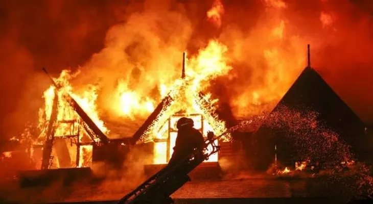 Fuego destruye lujoso hotel cinco estrella de Birmania 