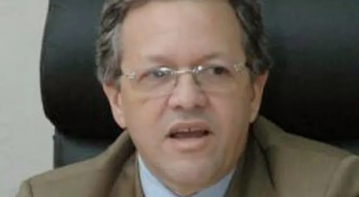 Humberto Salazar dice que Embajador de EEU, Wally Brewster se está pasando 