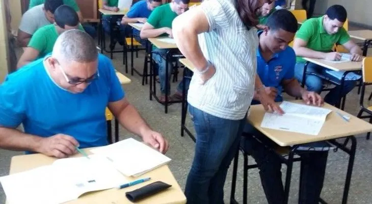 Imparten pruebas nacionales a 398 internos penitenciarios