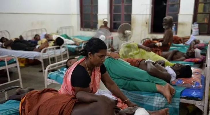Más de 100 muertos en incendio en la India