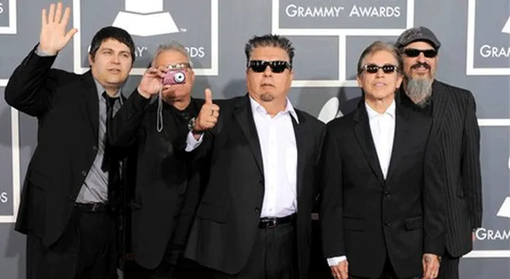 Con premios especiales comienzan los Latin Grammy 