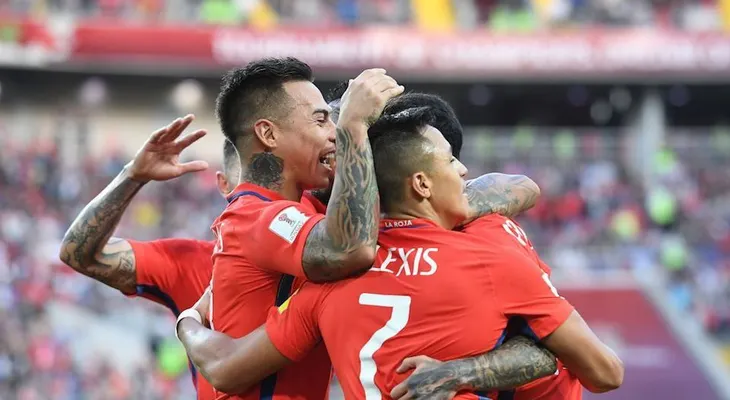 Con susto, Chile califica a semifinales de la Confederaciones