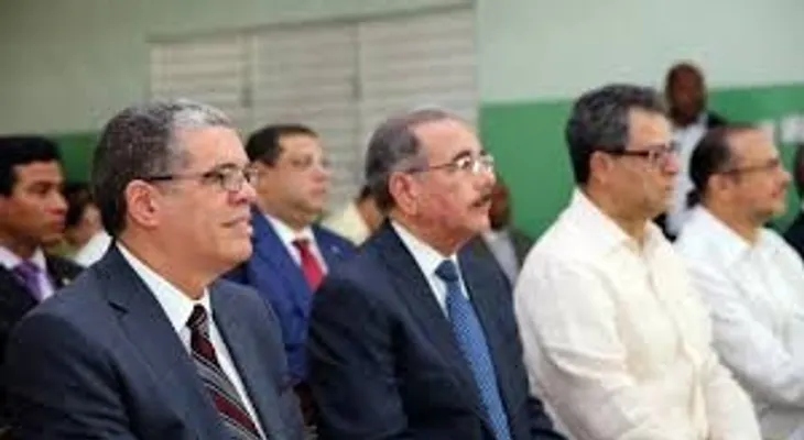 Danilo Medina dice que no va en el 2020; y pide que "paren eso" a sus promotores 