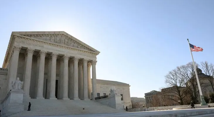 El Supremo de EEUU avala que se exija recibir píldoras abortivas en persona