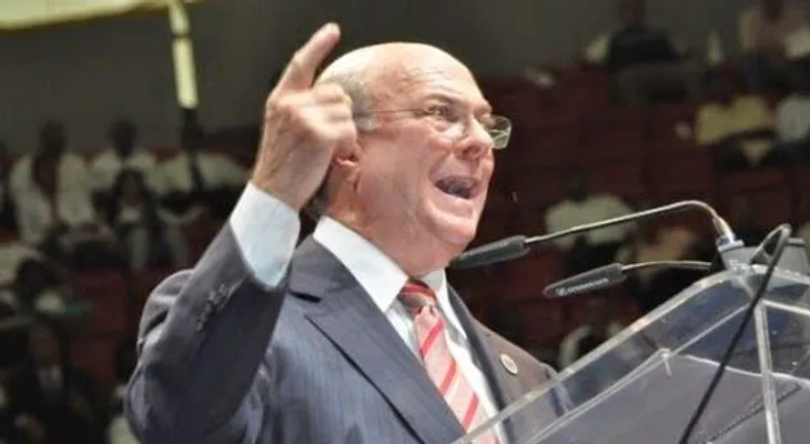 PRD y PRM piden enviar a comisión Ley de Partidos