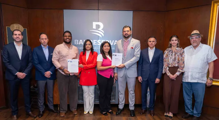 Banreservas otorga becas para formar talentos dominicanos en Miami Ad School Punta Cana