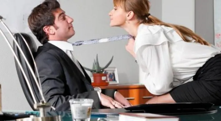 Descubre si eres una mujer sapiosexual