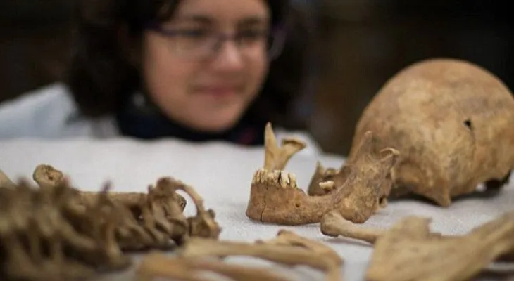 Científicos desvelan el misterio de los entierros romanos sin cabeza