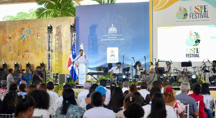Ministerio de Cultura clausura Este Festival con reconocimiento del Senado a gestores culturales