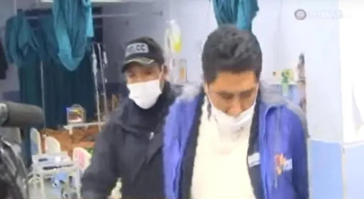 Un hombre sorprendió a un enfermero abusando del cadáver de su esposa