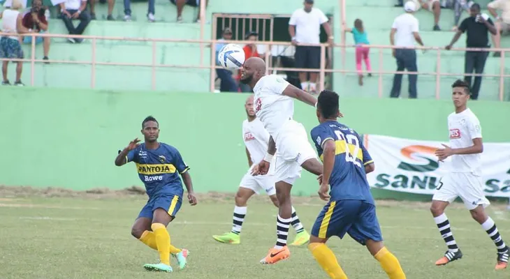Atletico Pantoja derrota a Moca FC