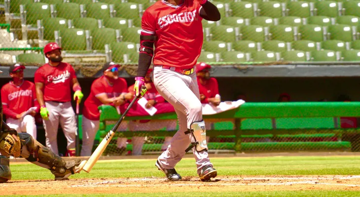 Leones dan tres jonrones en juego de pretemporada en SPM