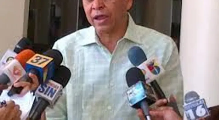 Nelson Guillén solo encontró mucha deuda, basura y papeles timbrados en cabildo de SC 