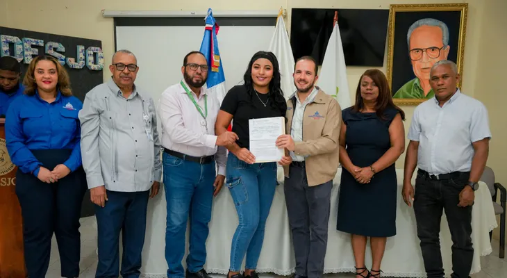 TNR bonifica a 22 productores para sistemas de riego y energía solar