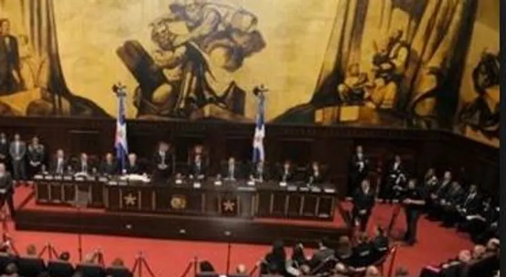 Ultiman detalles para Asamblea Nacional Revisora de la Constitución