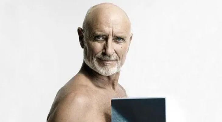 Los hombres también contraen cáncer de mama.
