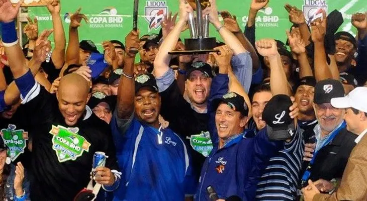 Licey, sin piedad ante los Leones en finales