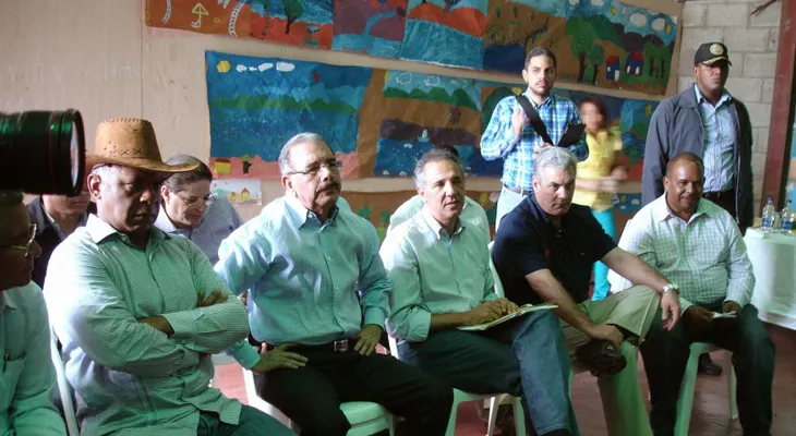 Danilo Medina aprueba préstamos de RD$10 millones para caficultores de Bonao