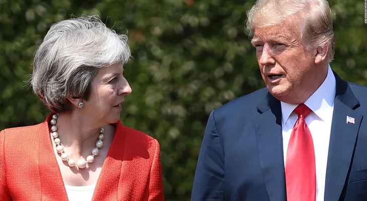 Theresa May dice que Donald Trump le aconsejó demandar a la Unión Europea