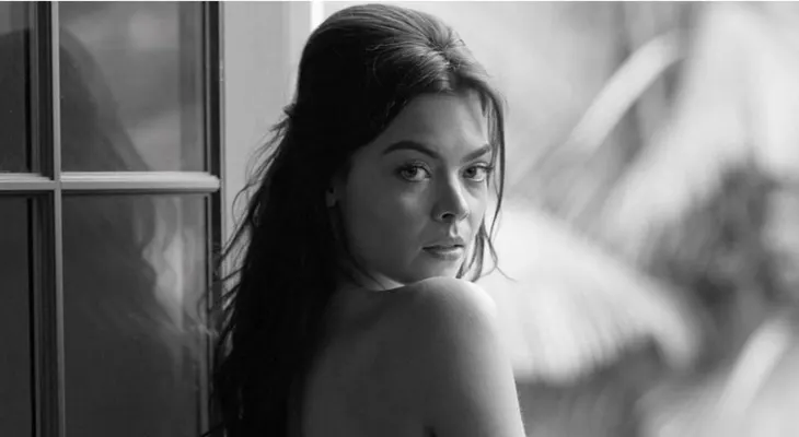 Scarlett Byrne, actriz de Harry Potter, posó desnuda para Playboy