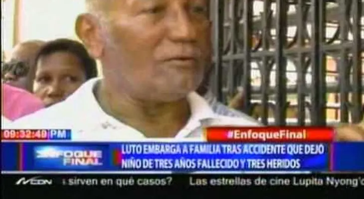 Mujer atropella 4, mata niño e hiere tres en Santo Domingo.