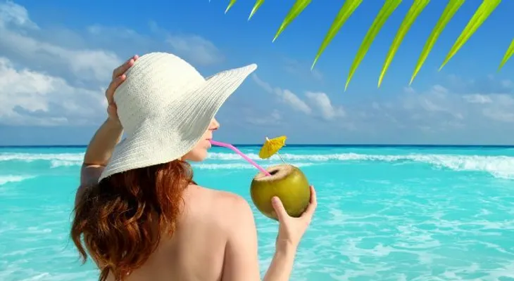 5 fabulosas razones para beber agua de coco