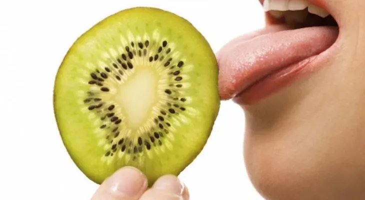 Alimentos ácidos, los enemigos del esmalte dental