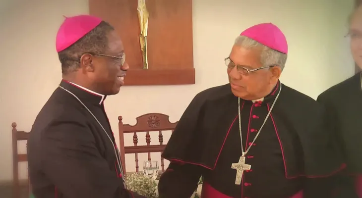 Francisco Ozoria asume como nuevo arzobispo en lugar de López Rodríguez