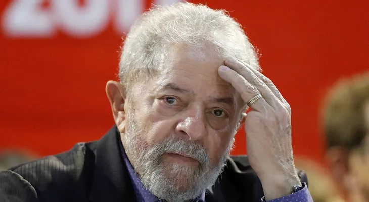 Lula da Silva condenado a nueve años y medio de prisión por corrupción y lavado de dinero