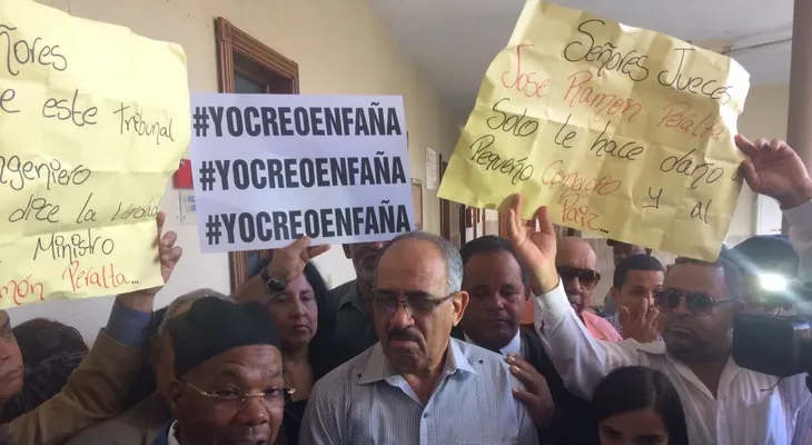 Faña reitera acusaciones contra Peralta; aplazan audiencia 