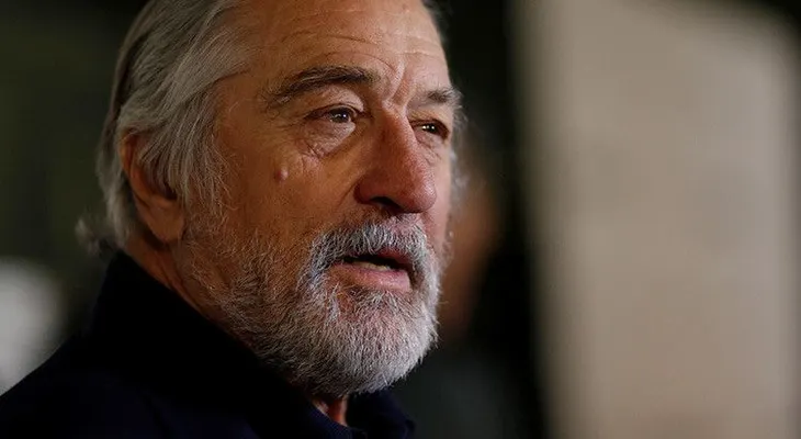 Robert De Niro promete reconstruir la isla de Barbuda tras el huracán Irma